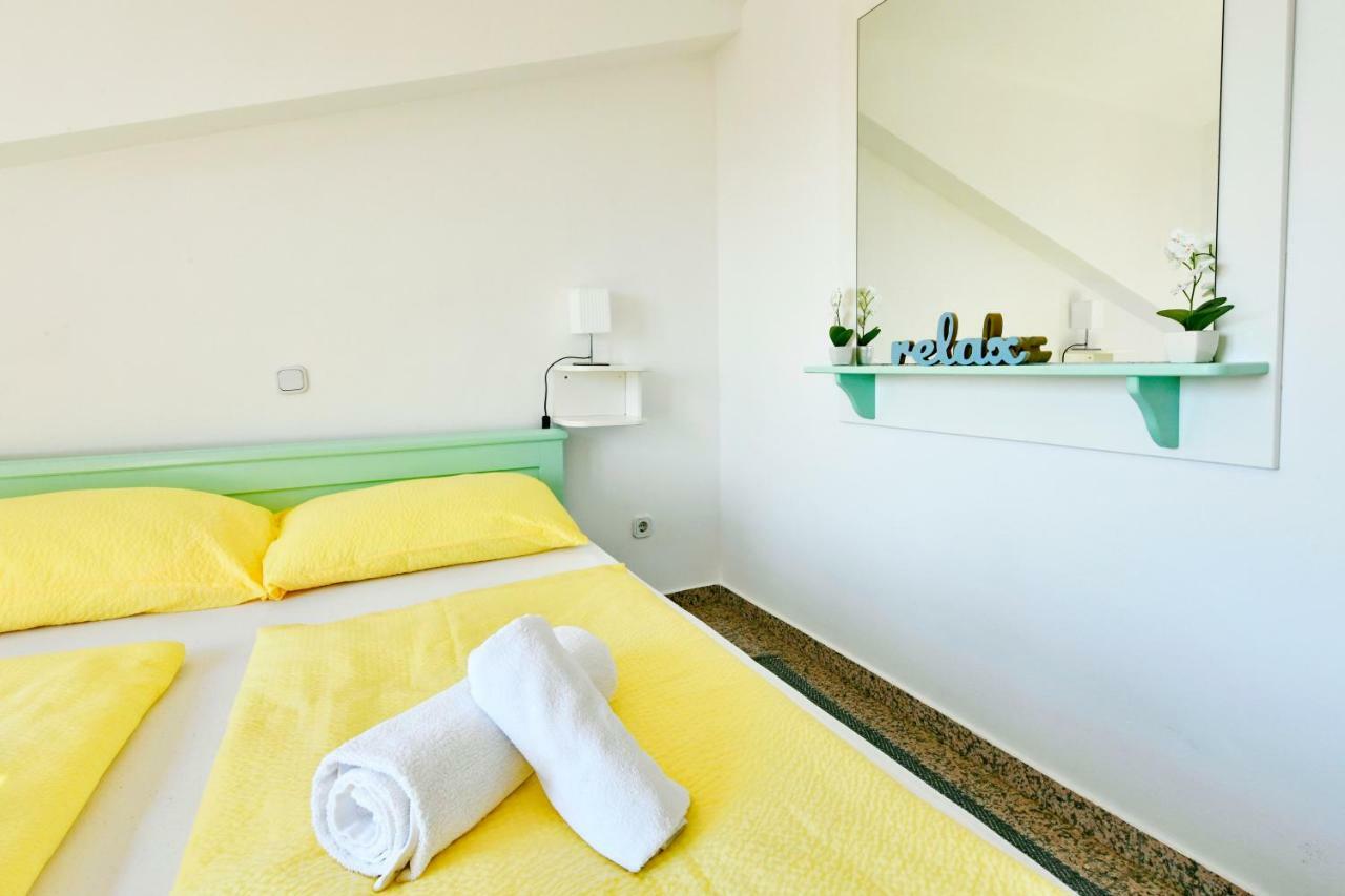 Appartement Apartman Del Mar à Poreč Extérieur photo
