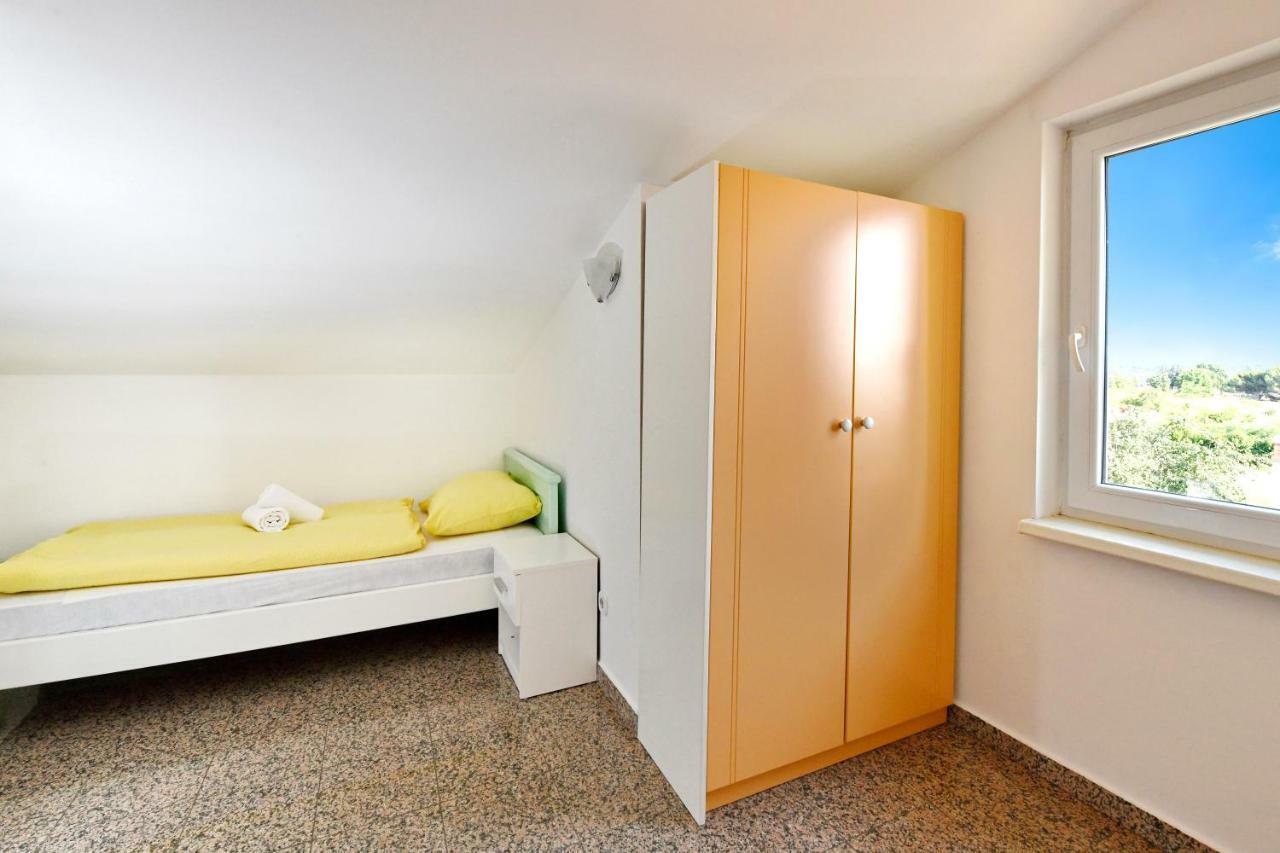 Appartement Apartman Del Mar à Poreč Extérieur photo